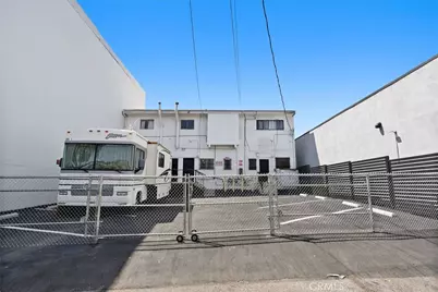 19621 Ventura Boulevard, Tarzana, CA 91356 - Photo 63
