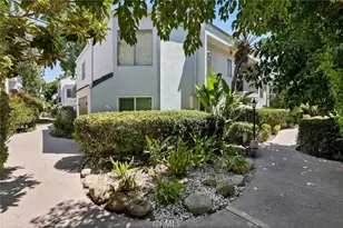 18645 Hatteras St, Tarzana, CA 91356 - Photo 15