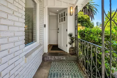 5644 Tobias Avenue, Sherman Oaks, CA 91411 - Photo 3