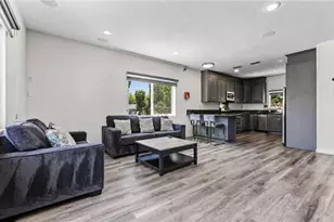 10749 Melvin, Northridge, CA 91326 - Photo 39
