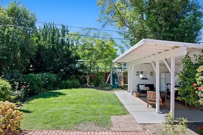 14724 Cumpston Street, Sherman Oaks, CA 91411 - Photo 37