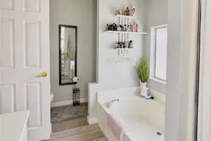 21500 Lassen Street, Chatsworth, CA 91311 - Photo 9