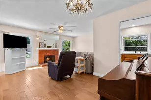 21153 Winterset Dr, Saugus, CA 91350 - Photo 9