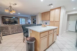 45313 Robinson Dr, Lancaster, CA 93535 - Photo 9
