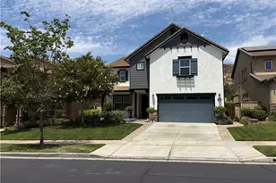 22545 Breakwater Way, Saugus, CA 91350 - Photo 1