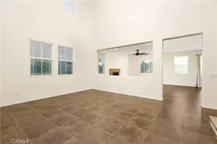 22545 Breakwater Way, Saugus, CA 91350 - Photo 7