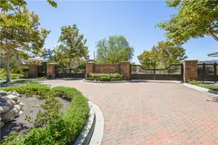 22545 Breakwater Way, Saugus, CA 91350 - Photo 31