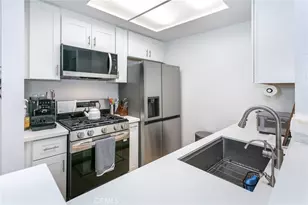 19350 Sherman Way, Reseda, CA 91335 - Photo 7