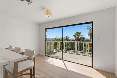 22497 Venido Road, Woodland Hills, CA 91364 - Photo 19