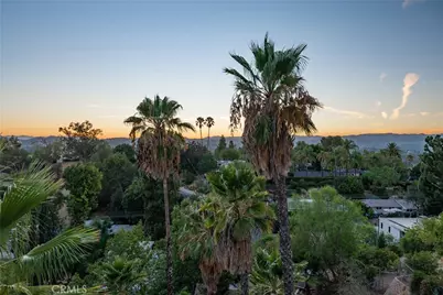 22497 Venido Road, Woodland Hills, CA 91364 - Photo 43