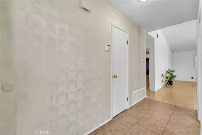 43732 La Paz, Lancaster, CA 93535 - Photo 9