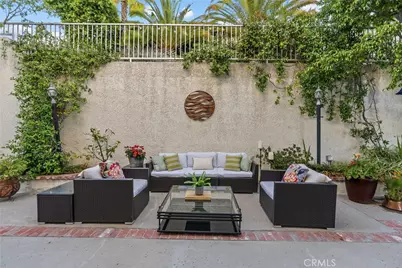 5271 Elvira, Woodland Hills, CA 91364 - Photo 37