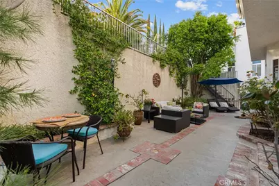 5271 Elvira, Woodland Hills, CA 91364 - Photo 35