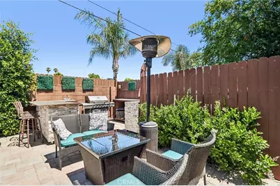18937 Sylvan Street, Tarzana, CA 91335 - Photo 27