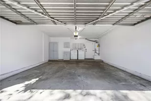 14380 Foothill Blvd, Los Angeles, CA 91342 - Photo 17