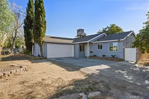 1058 E Ave R2, Palmdale, CA 93550 - Photo 1