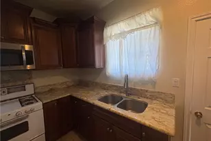 3395 Franklin Ave, Riverside, CA 92507 - Photo 17