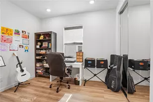 20920 Silvergate, Newhall, CA 91321 - Photo 31