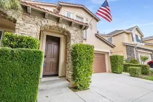 28721 Coal Mountain Ct, Valencia, CA 91354 - Photo 3
