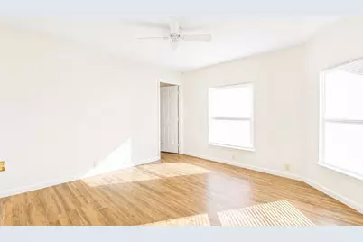48011 93rd, Lancaster, CA 93536 - Photo 9