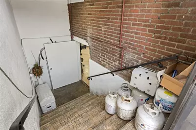 950 W 42nd, Los Angeles, CA 90037 - Photo 23