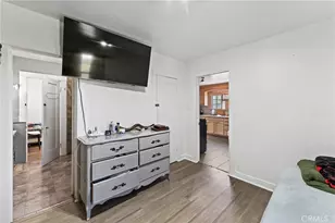 4255 Menlo, Los Angeles, CA 90037 - Photo 15