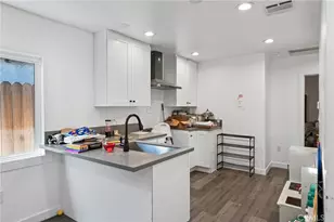 4255 Menlo, Los Angeles, CA 90037 - Photo 21