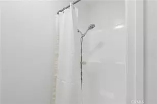 18012 Saratoga, Canyon Country, CA 91387 - Photo 21