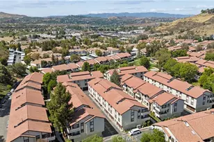 18012 Saratoga, Canyon Country, CA 91387 - Photo 39