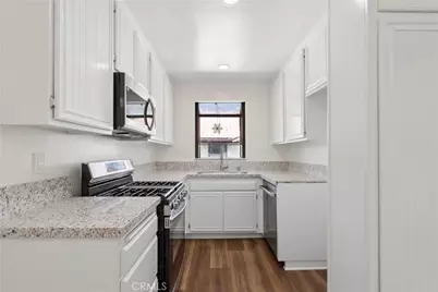 18012 Saratoga #526, Canyon Country, CA 91387 - Photo 11