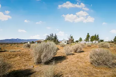 13073 Arizona, Phelan, CA 92371 - Photo 33