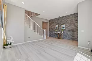 27681 Turn Leaf Ct, Saugus, CA 91350 - Photo 15