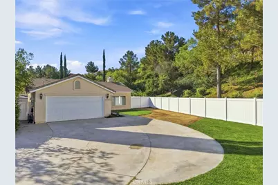 19735 Skyview Court, Canyon Country, CA 91351 - Photo 1