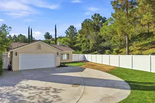 19735 Sky View Ct, Canyon Country, CA 91351 - Photo 1