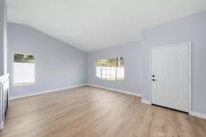 19735 Skyview Court, Canyon Country, CA 91351 - Photo 7