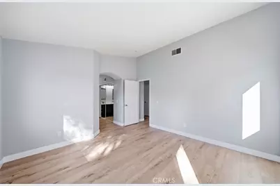 19735 Skyview Court, Canyon Country, CA 91351 - Photo 21