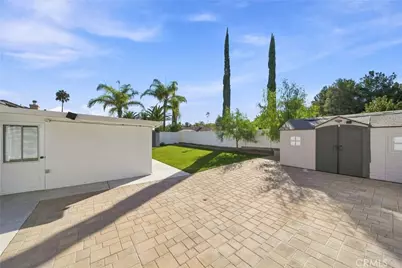 19735 Skyview Court, Canyon Country, CA 91351 - Photo 29