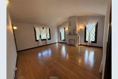 79 N Berkeley Avenue, Pasadena, CA 91107 - Photo 17