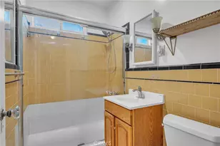 79 N Berkeley Ave, Pasadena, CA 91107 - Photo 11