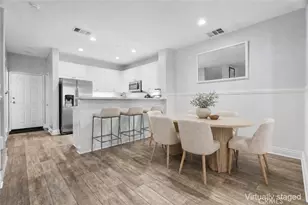 27249 Riverview Ln, Valencia, CA 91354 - Photo 11