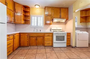 448 Fermoore, San Fernando, CA 91340 - Photo 9