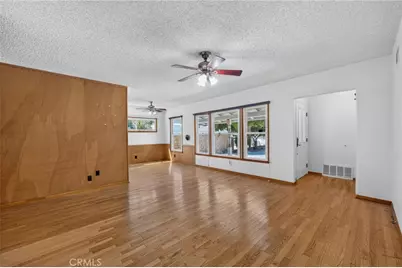 7238 Balcom Avenue, Reseda, CA 91335 - Photo 5
