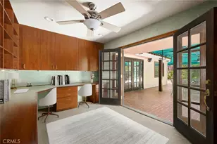 5220 Collier Pl, Woodland Hills, CA 91356 - Photo 23