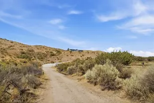 1451 E Soledad Pass Rd, Acton, CA 93550 - Photo 27