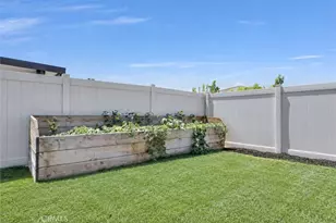 25913 Holw Pt Ct, Homeland, CA 92548 - Photo 5
