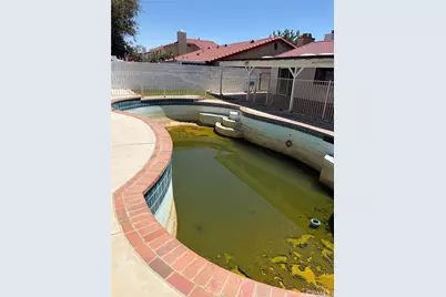 1255 Herzel Avenue, Lancaster, CA 93535 - Photo 7