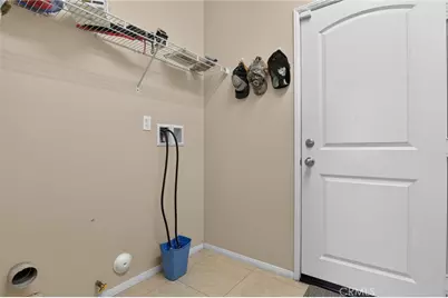 5821 Kingsbury, Palmdale, CA 93552 - Photo 47