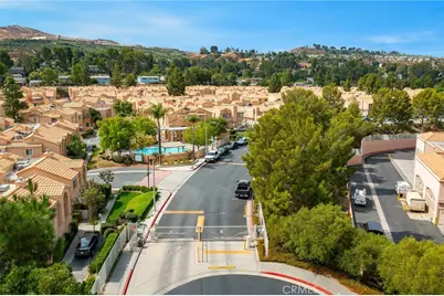 18852 Vista Del Canon, Newhall, CA 91321 - Photo 43