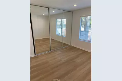 5550 Owensmouth #317, Woodland Hills, CA 91367 - Photo 9