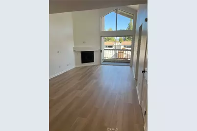 5550 Owensmouth #317, Woodland Hills, CA 91367 - Photo 3